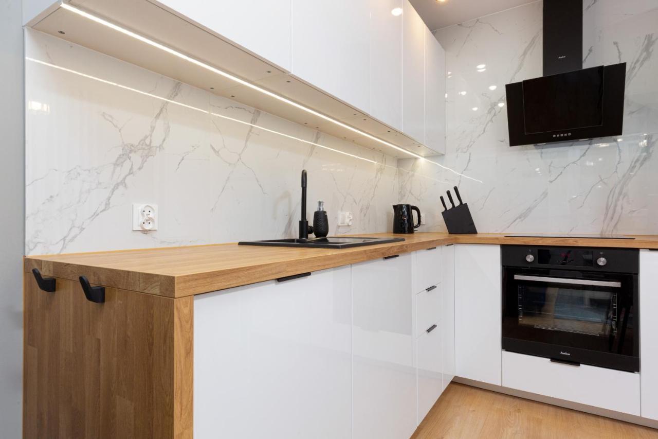 Beautiful Two-Bedroom Apartment Warsaw Bielany By Noclegi Renters Exterior photo